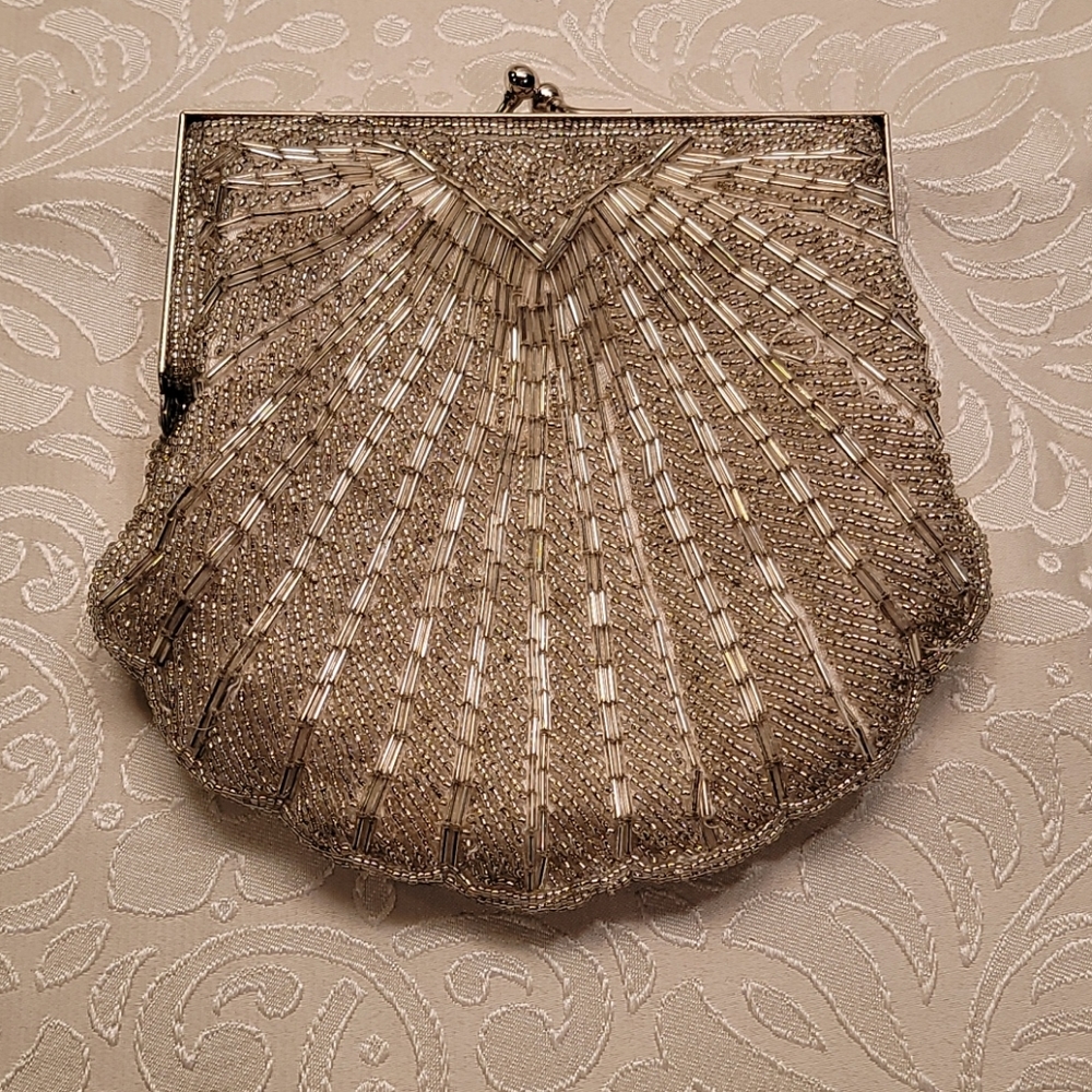 VINTAGE SEQUINED CLUTCH